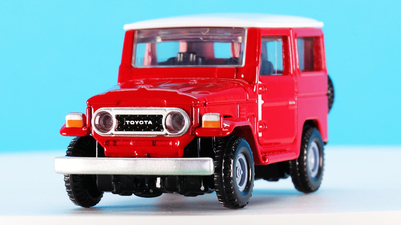 鮮やかなレッドが素敵な発売記念仕様版！