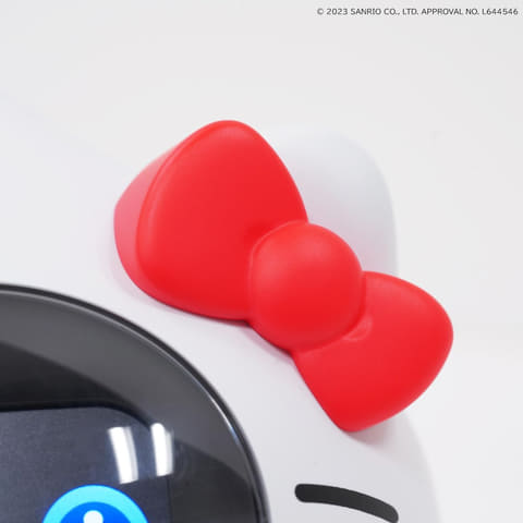 Amazonホリデーセールにハローキティとのコラボ会話AIロボット「Romi