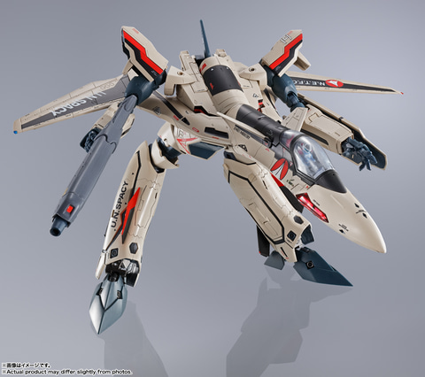 30周年も行くぜ、カワイコちゃん！ 「DX超合金 YF-19 エクスカリバー