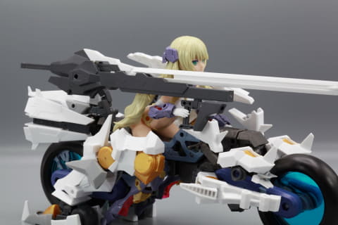 ミキシング塗装完成品　鉄槍騎士　美プラ ミキシング塗装完成品 鉄槍騎士 美プラ ミキシング塗装完成品 鉄槍騎士