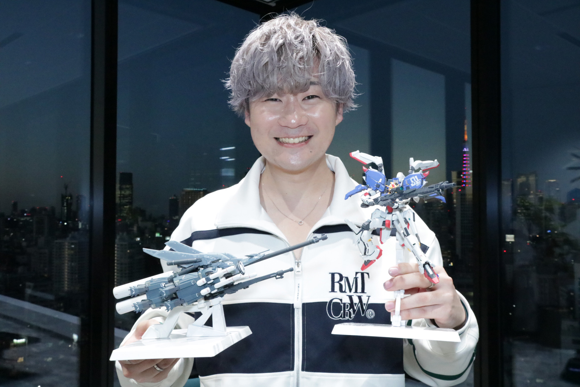 「METAL ROBOT魂 (Ka signature) 〈SIDE MS〉Sガンダム ブースター・ユニット装着型」の企画者 宮邉優希氏