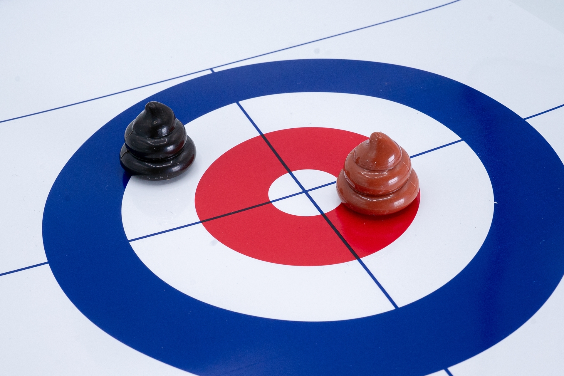 場合によっては、本物のカーリング同様に敵のうんちに当てて弾くことも作戦のひとつになる