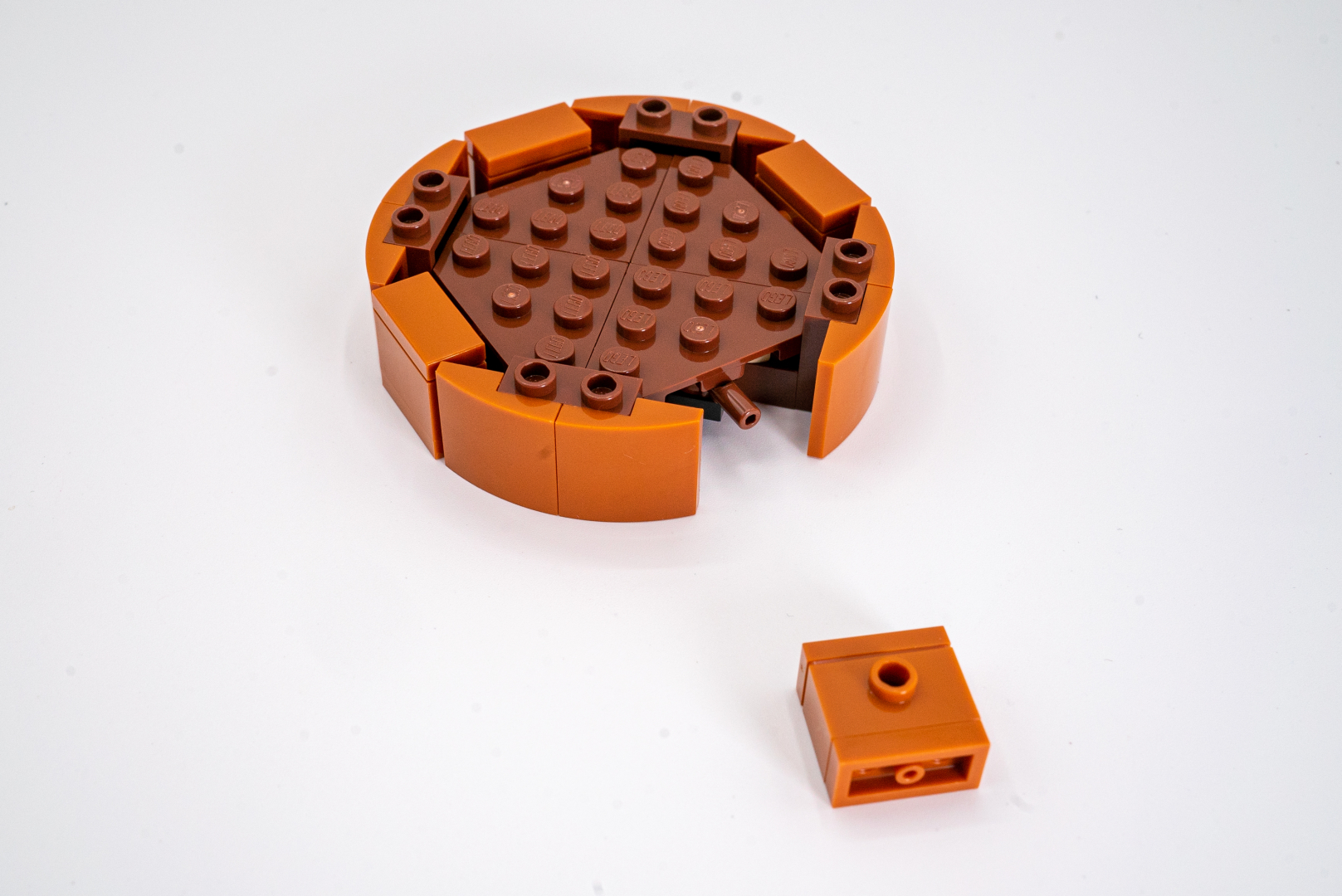 カーブスロープだけでは作れない大きい円も、間にストレートなブロックを入れることで解決！