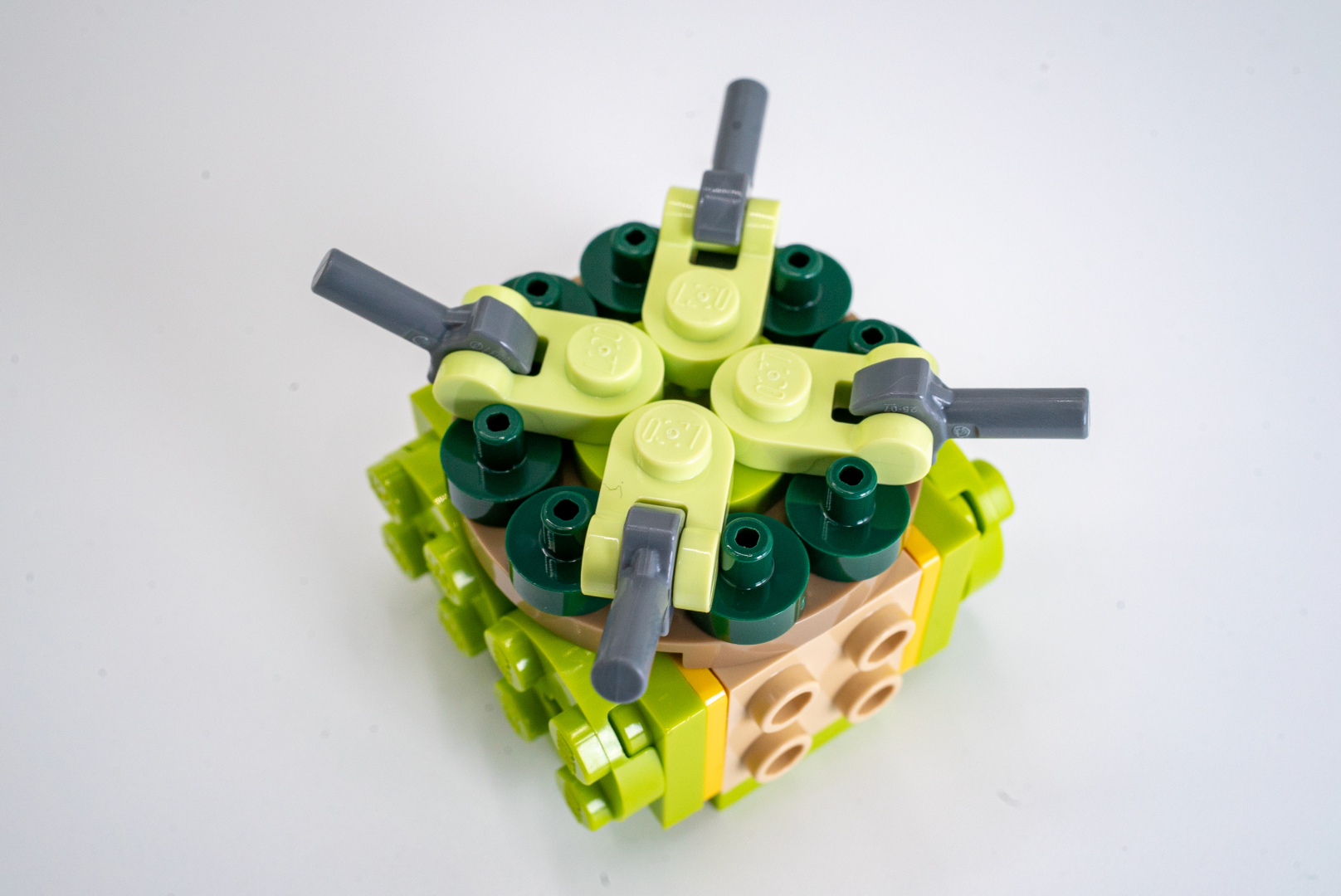 マミラリアサボテンの内側の作り込みはスゴイ。参考になる人も多いハズ！