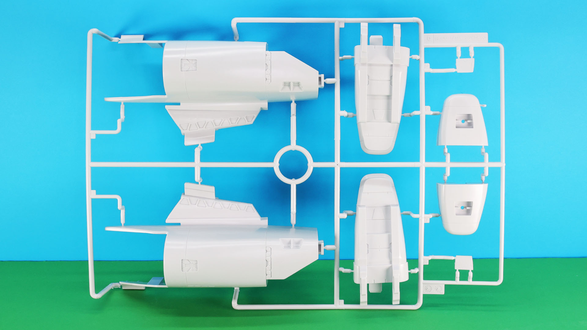 D:オーキス左右エンジンブロック装甲