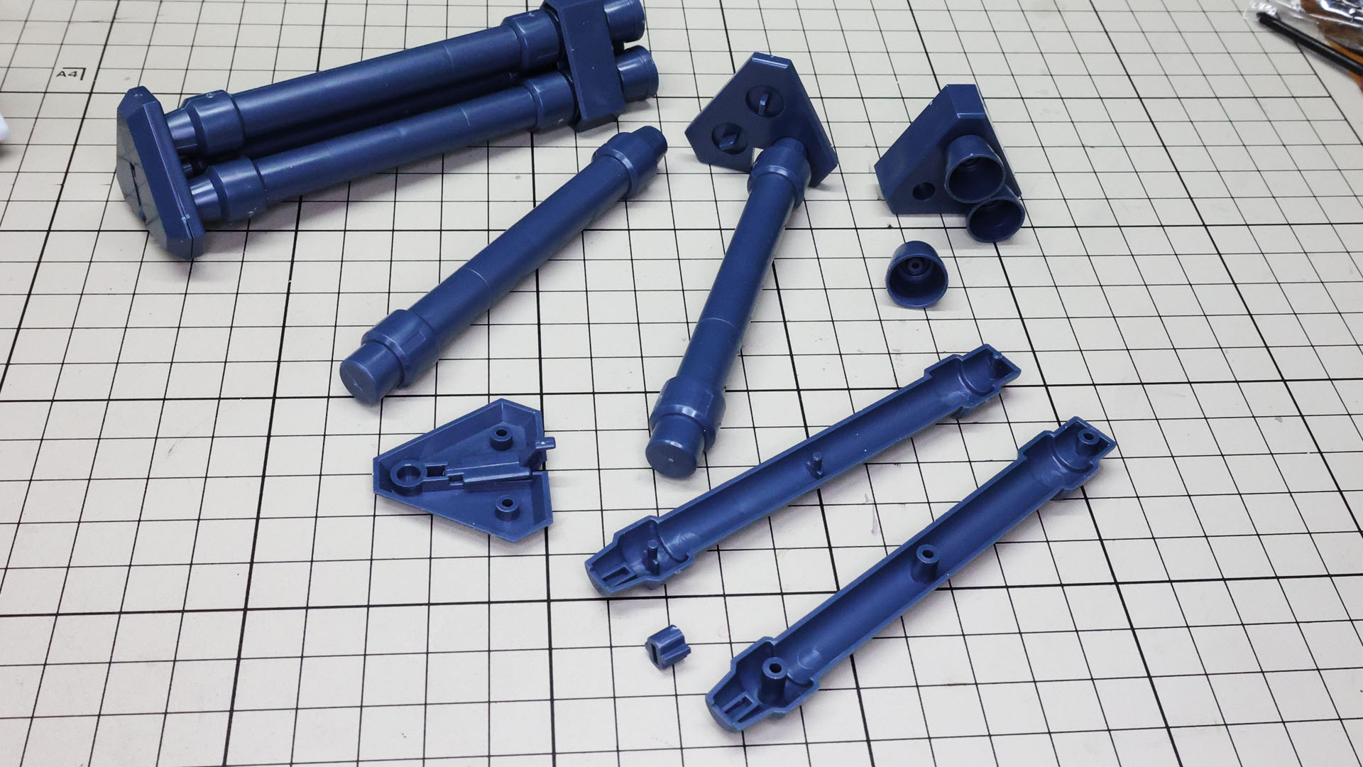 1本のミサイルは左右張り合わせ構造となっています