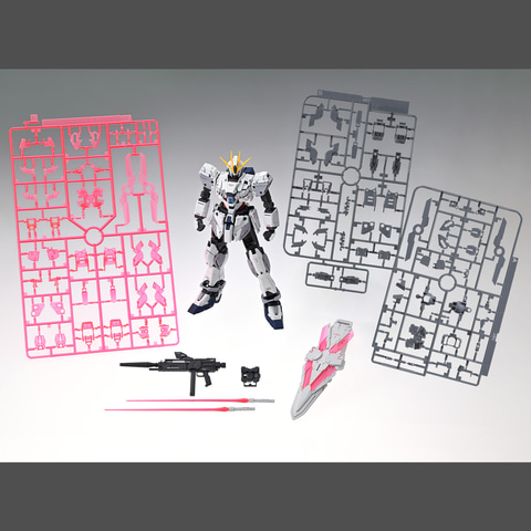 【新品未開封】MG 1/100 ナラティブガンダム C装 Ver.Ka MG 1/100 ナラティブガンダム C装備 Ver.Ka｜バンダイ ホビーサイト