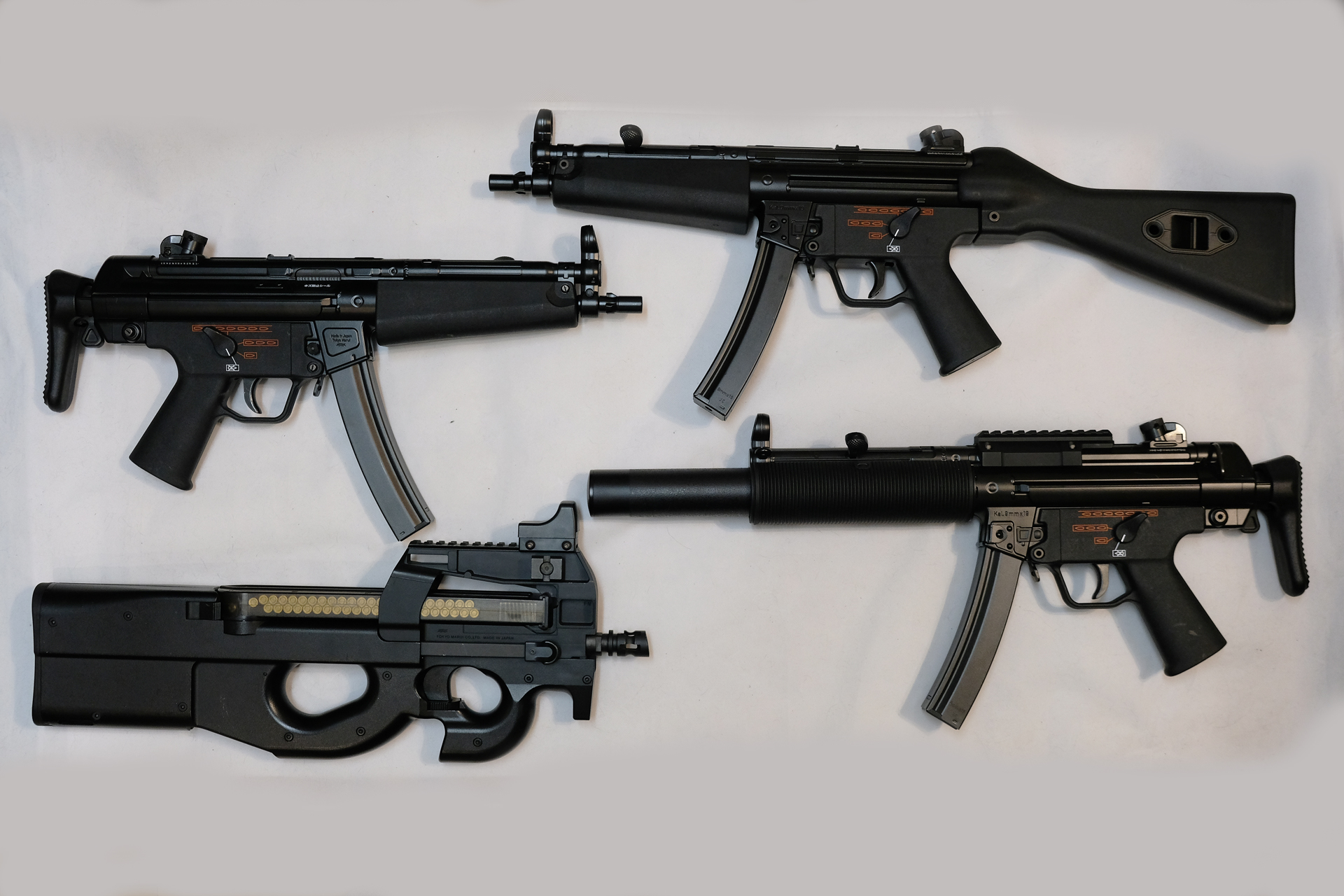 今回使用する東京マルイの「MS・Li-Po バッテリー」対応電動ガン4挺