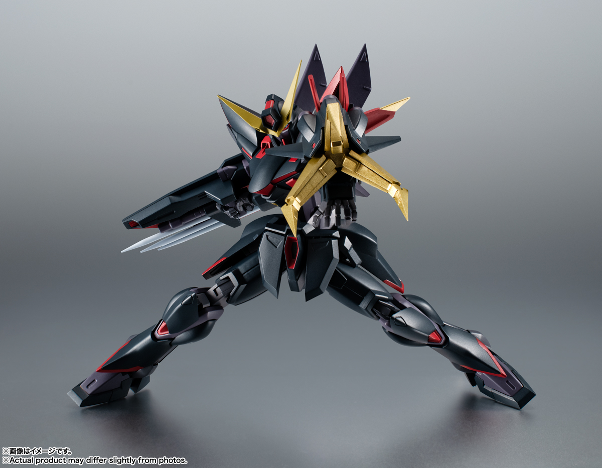 ブリッツガンダムの特徴的なデザインを細部まで再現しつつも可動域も確保