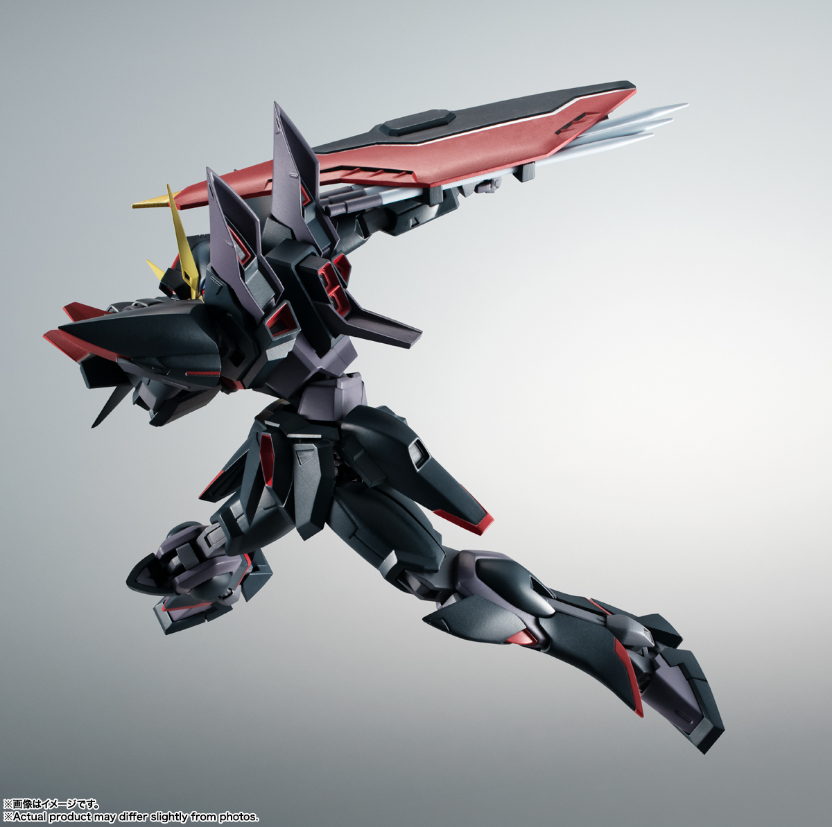 ブリッツガンダムの特徴的なデザインを細部まで再現しつつも可動域も確保
