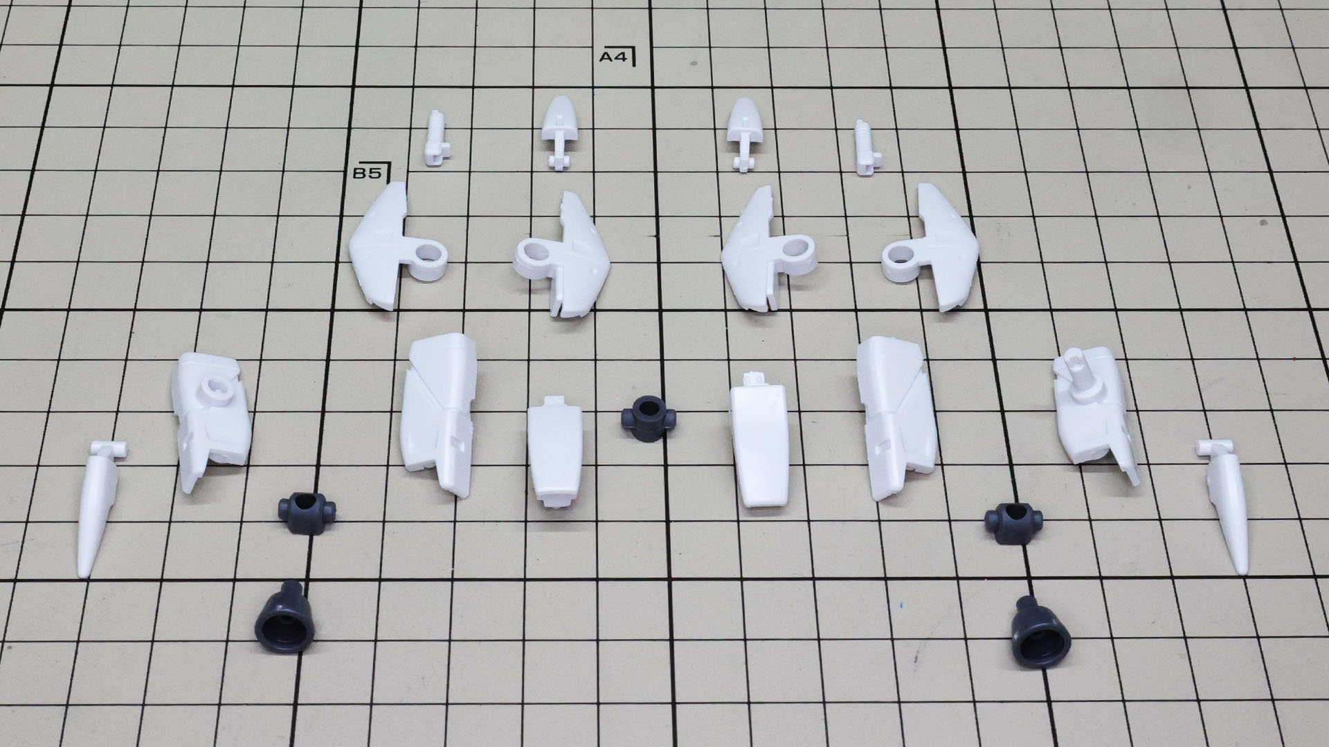 バックパックはオーキスとのドッキングのための可変機構があります