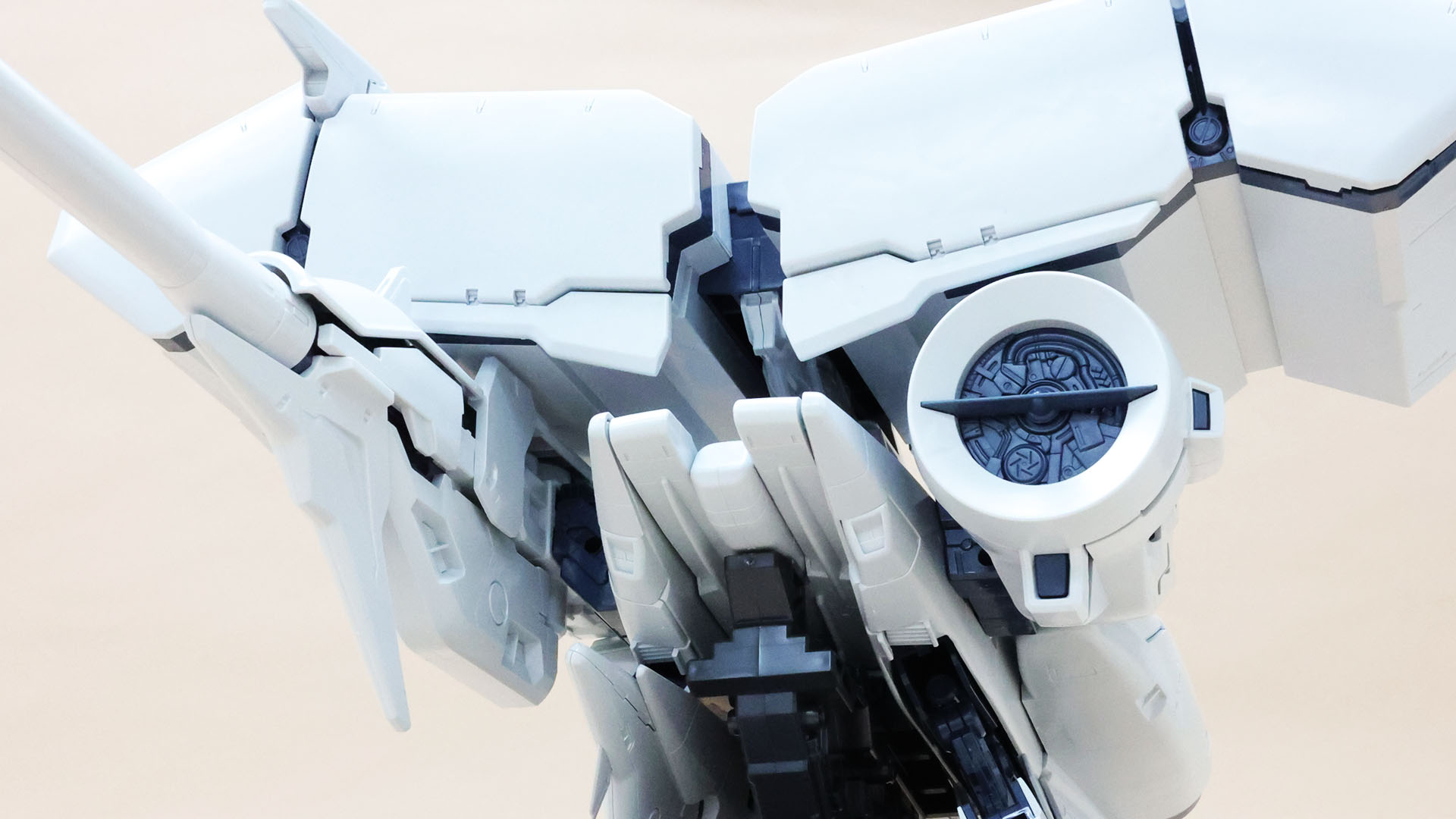 もう、まさに戦艦や要塞クラスの機動兵器がそこに！