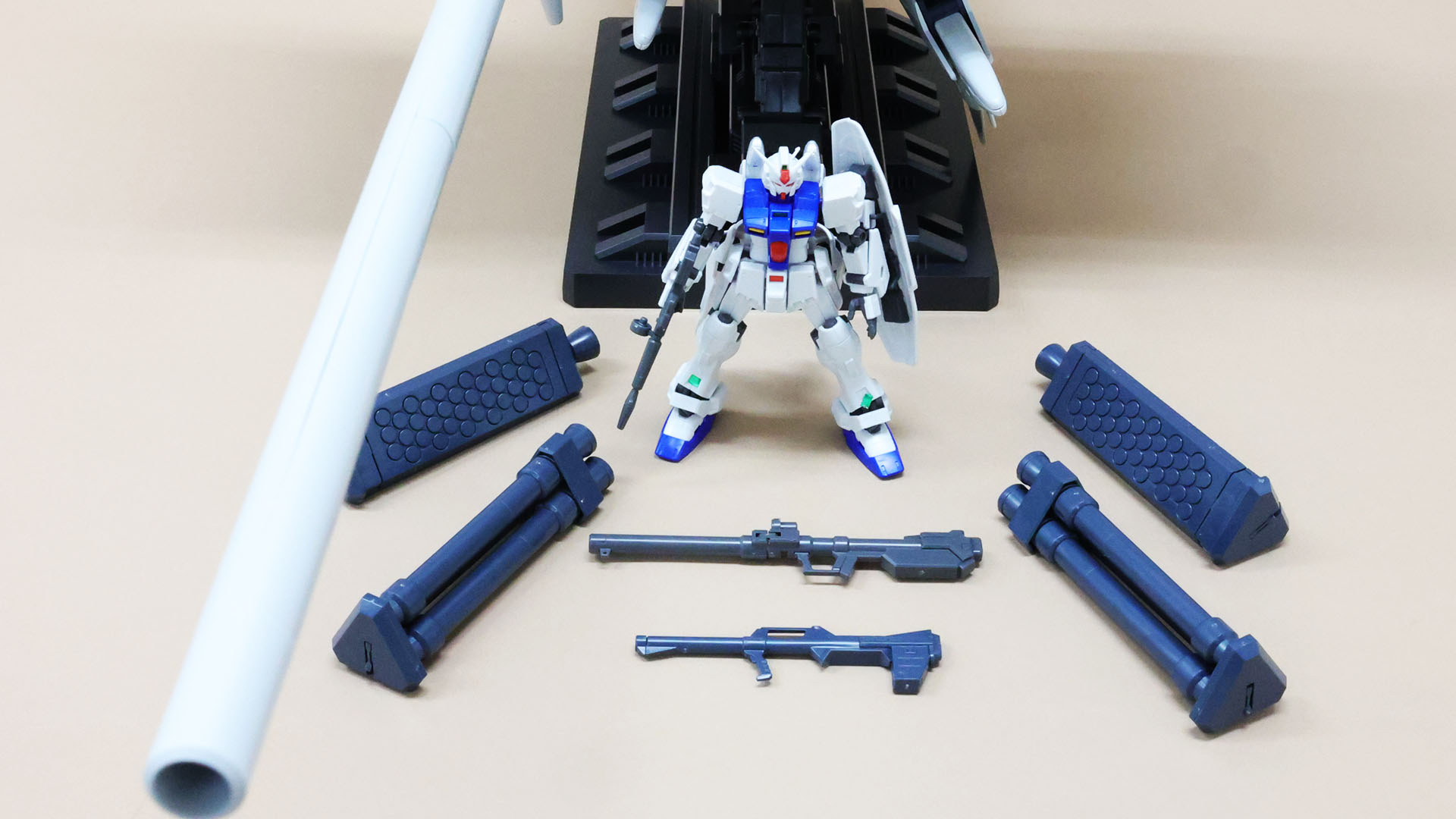 各種コンテナ用装備もステイメンと同サイズの規模です