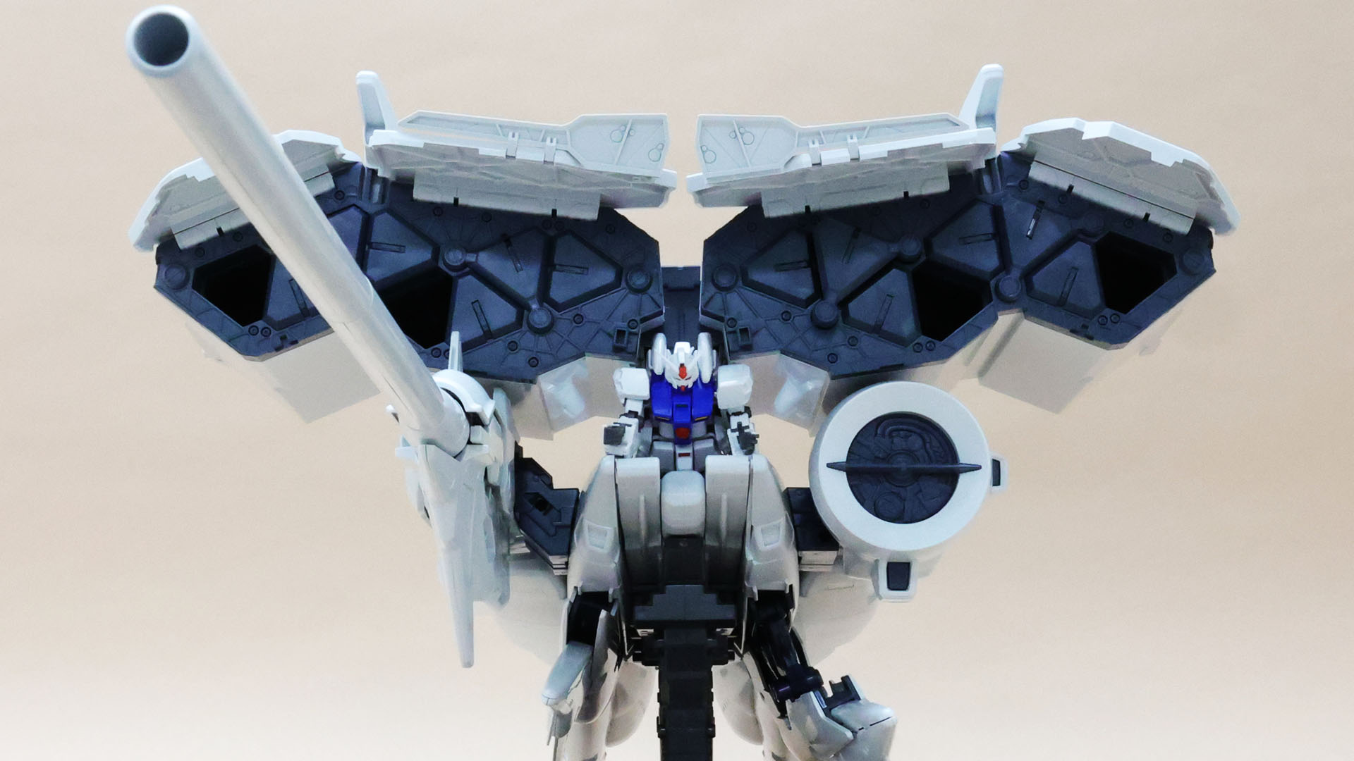 そしてステイメンを格納、プラットホームを戻します