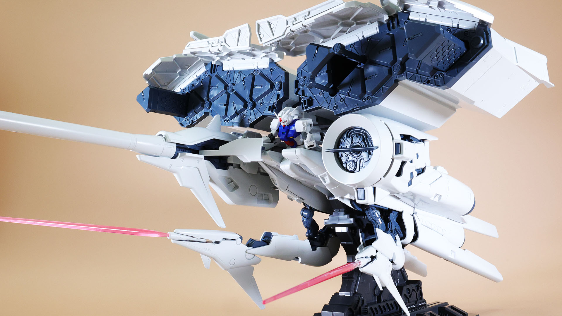 全ての装備を展開するデンドロビウム