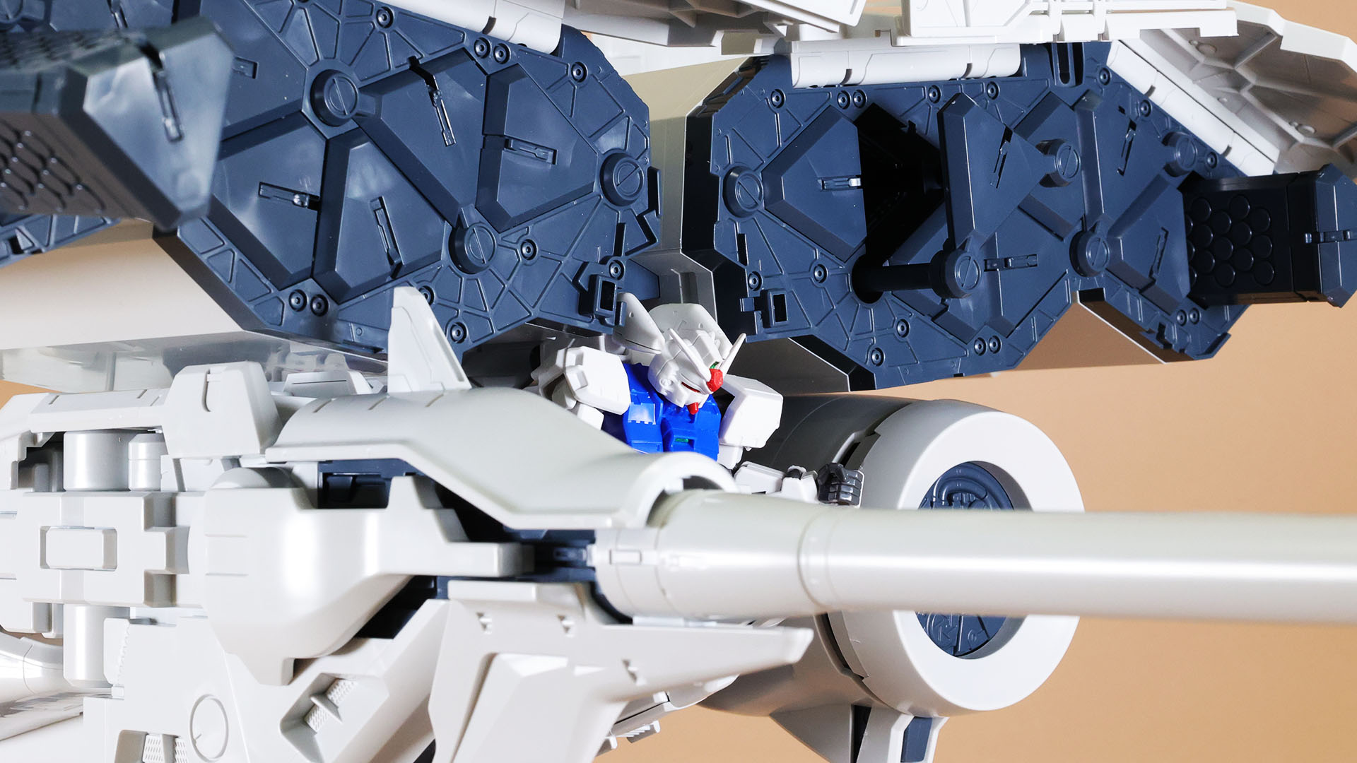 阻止限界点までにコロニーの軌道を変えられるか!?