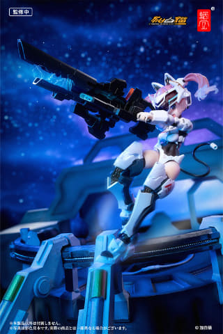 SF風な服装を纏うネコミミ少女の可動フィギュア「AMBRA-02（ストライク