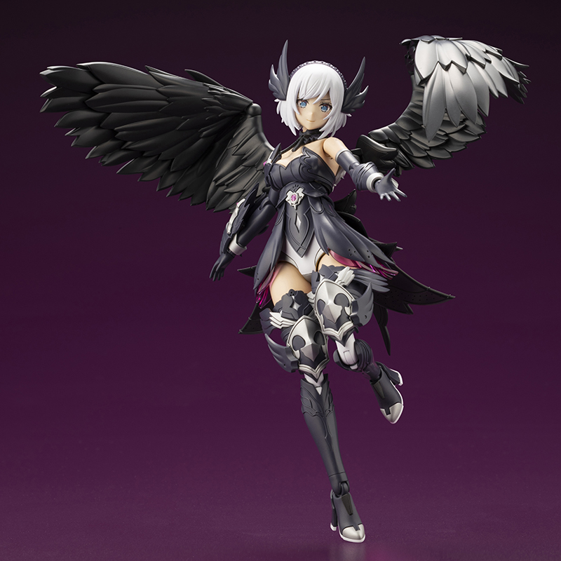 ファンタジー世界の「アルカナディア」。ミキシングでメカ美少女にしたり、メカと生物の融合も可能に。写真は「ルミティア ReACT-A」