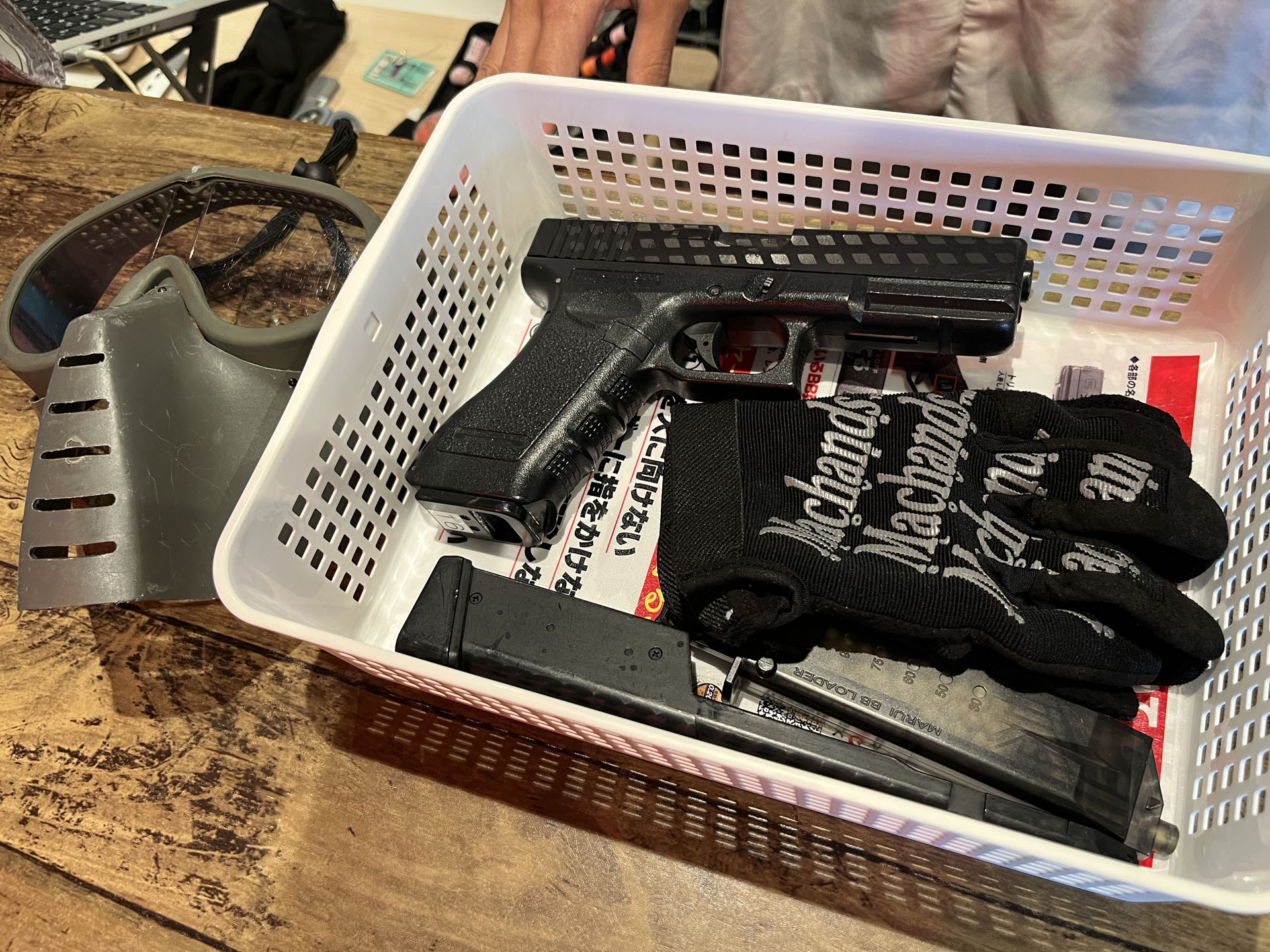 レンタルの「ハンドガンセット」。他にも用意されている