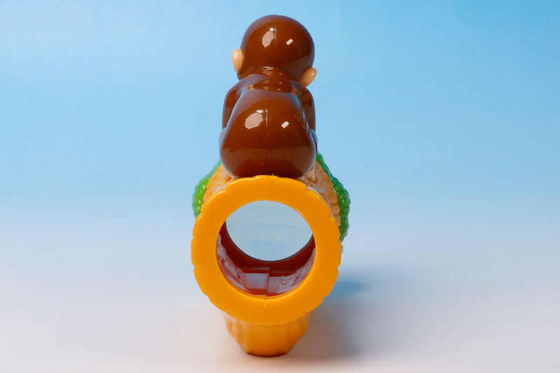 スコープの背面側から覗けるようになっている