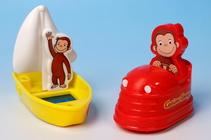 ジョージには乗り物がよく似合う！