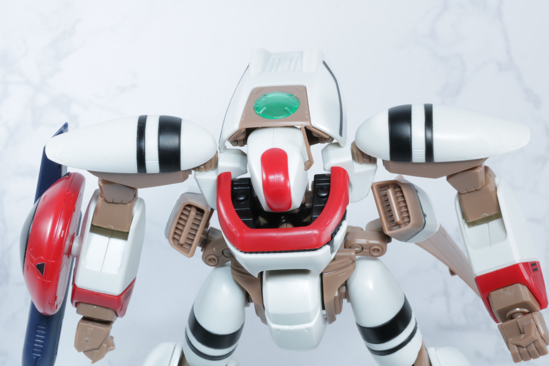 肩を背面の方へ移動