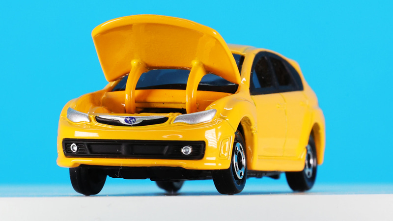 ボンネット開閉アクションが楽しい！