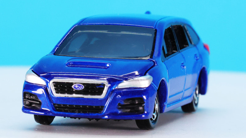 全体的にコンパクトでシャープで車高の低さが伝わるスタイリング！