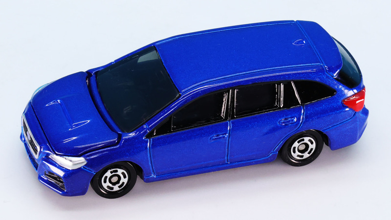 スタイリッシュでありながらワゴンの使い勝手もあるいいクルマ！