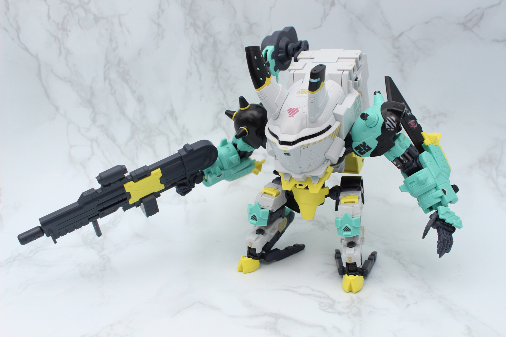 マーキングを施したことで劇中の姿に近づく