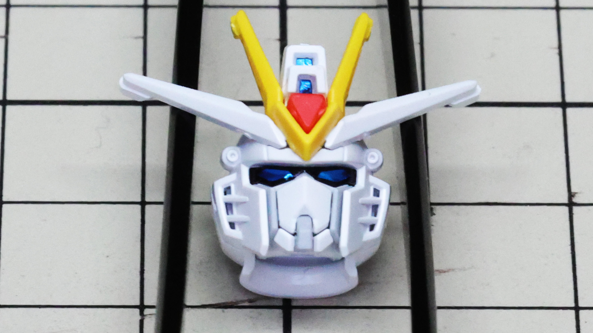 頭部が組みあがるとこれがとんでもなくかっこいいのです！