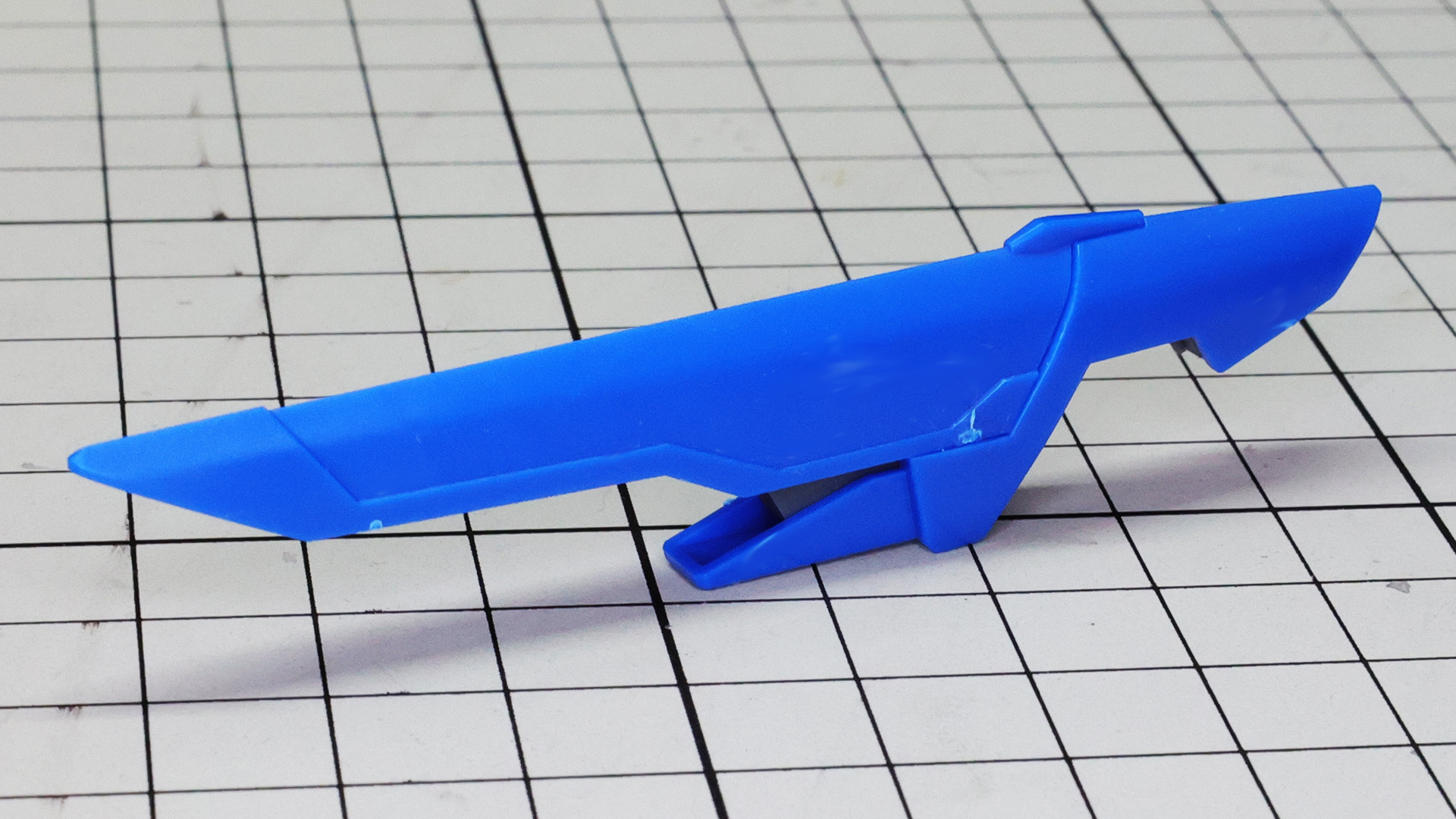 組み込みんだらディテールをシールで再現します