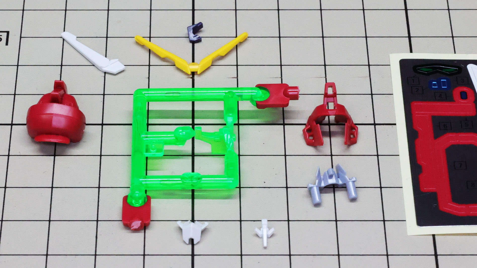 なんと細かな色分け再現を可能とするパーツ割でしょうか！