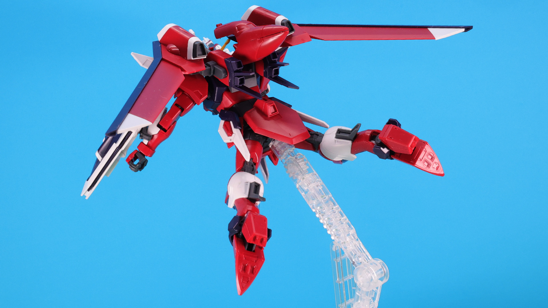 ビームライフルはライジングフリーダムガンダムと同一ものです