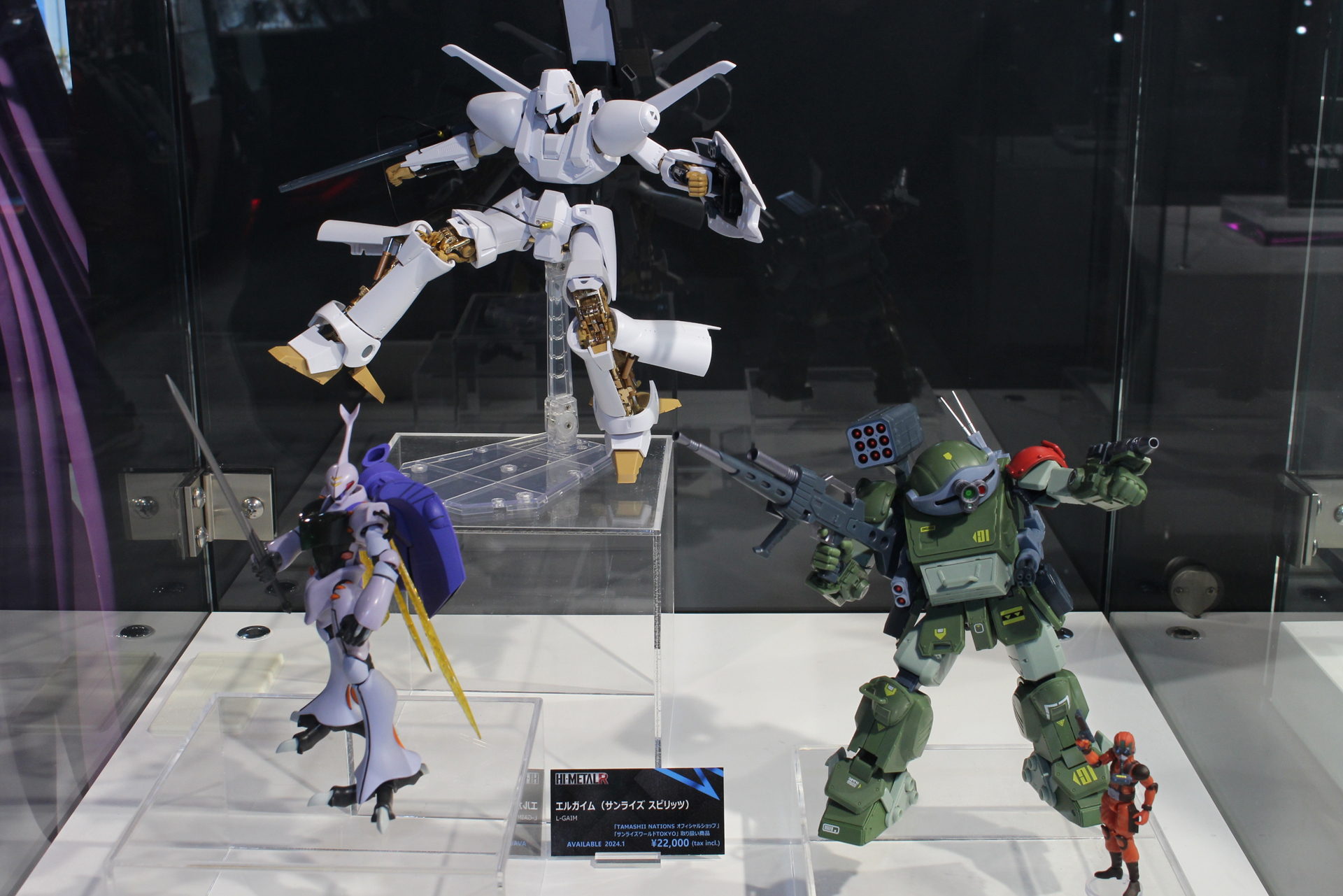 TAMASHII NATIONS STORE TOKYOに展示中の「SUNRISE SPIRITS」プロジェクト関連商品