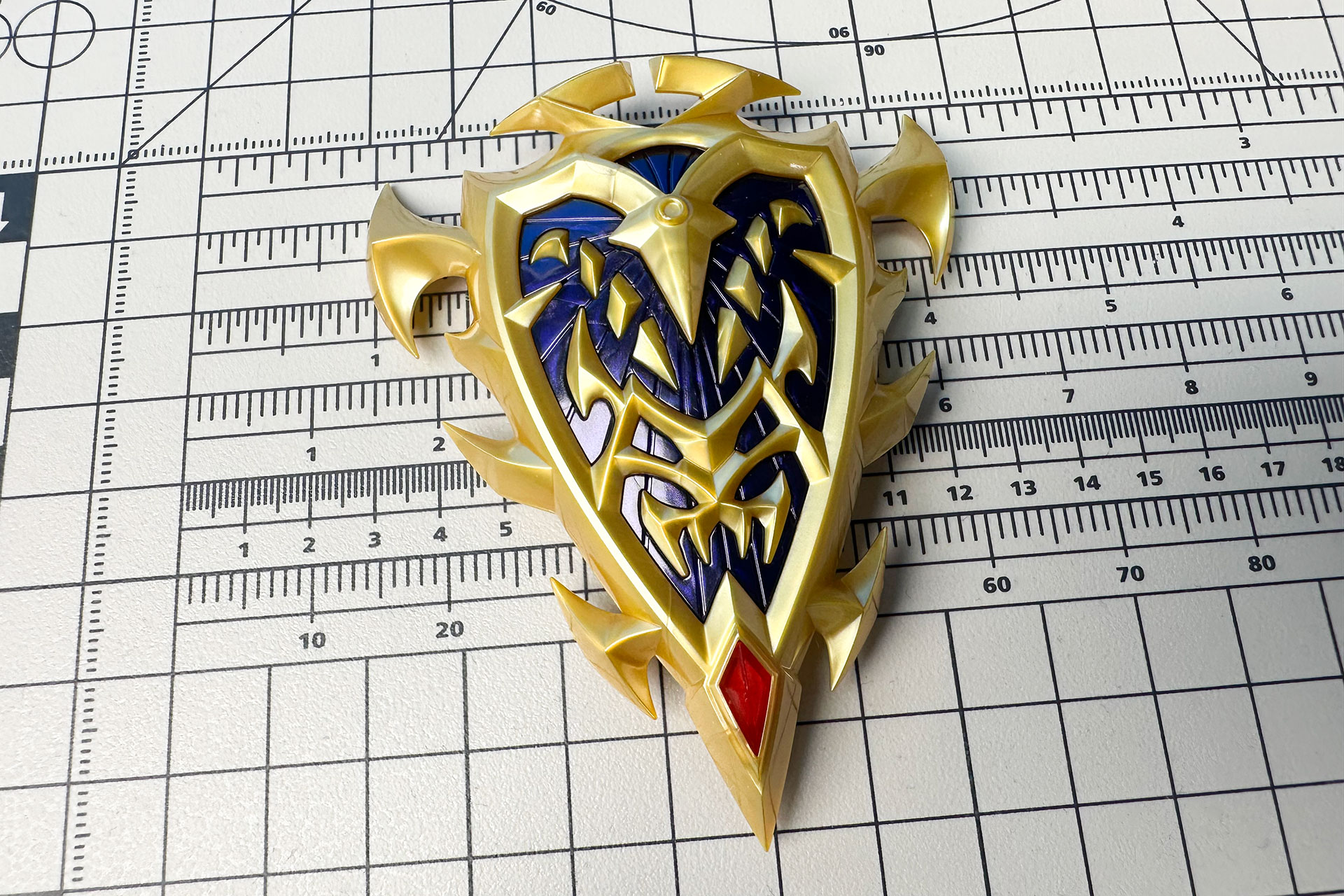 こちらはシールドの表面