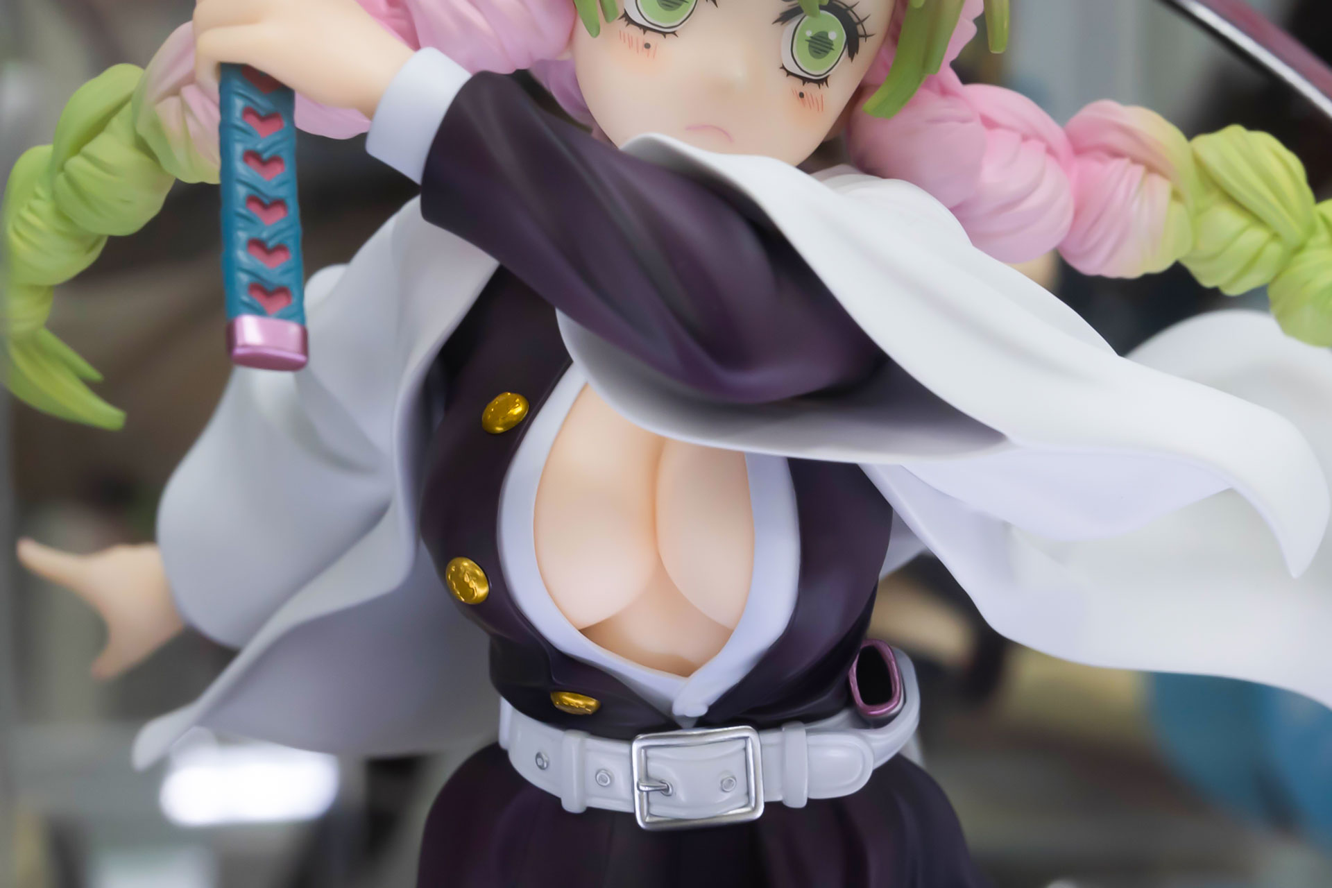 おなじみの隊服もバッチリ再現されている