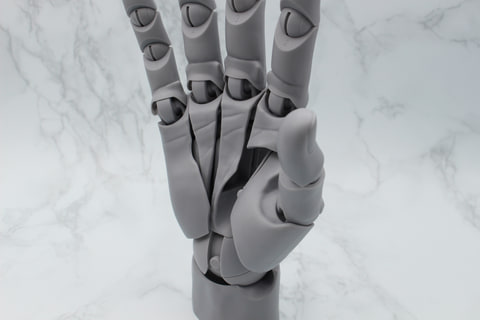 レビュー】「ARTIST SUPPORT ITEM ハンドモデル/R」レビュー 加々美