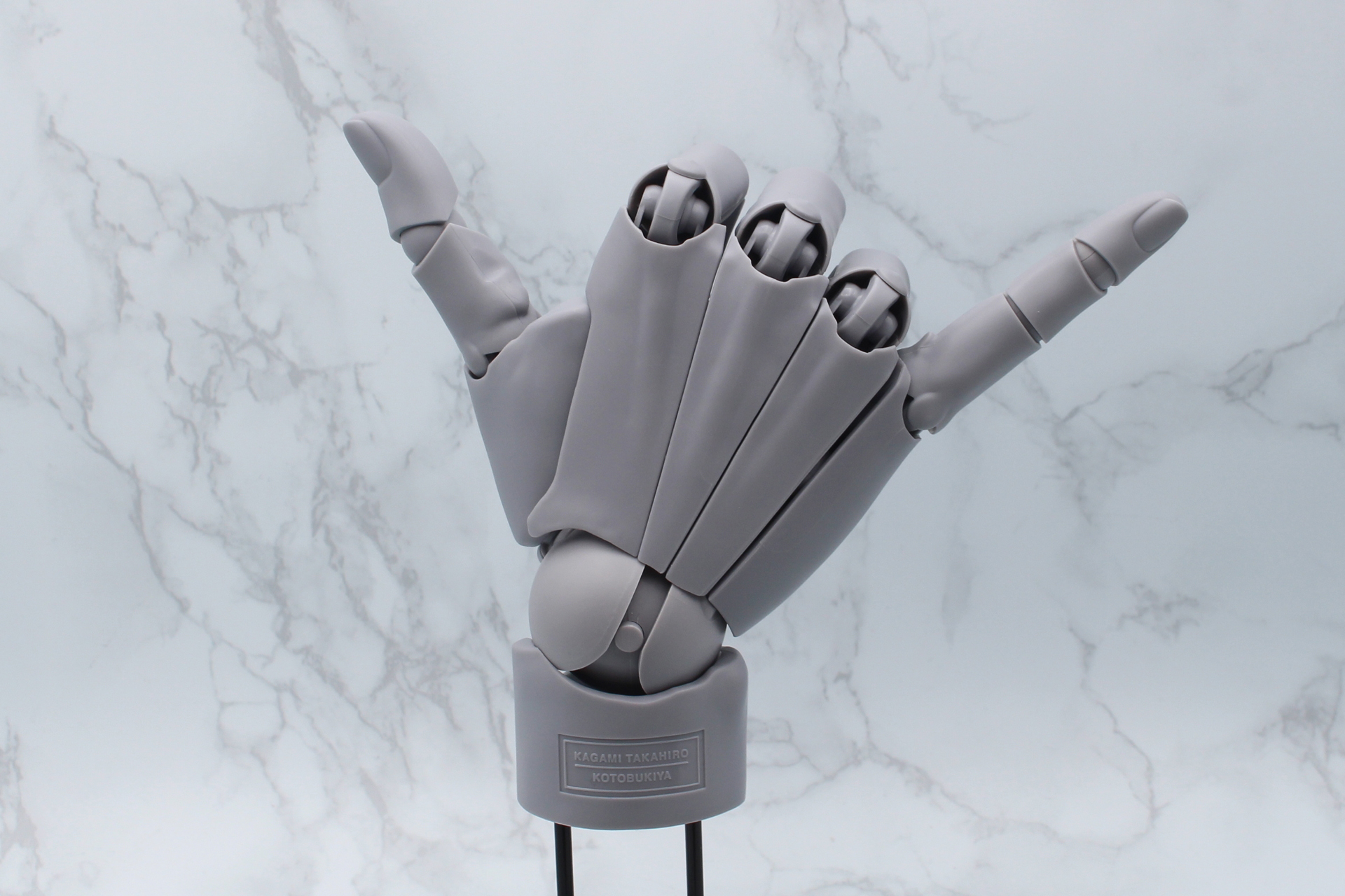 ハンドサインを模索するのも楽しい