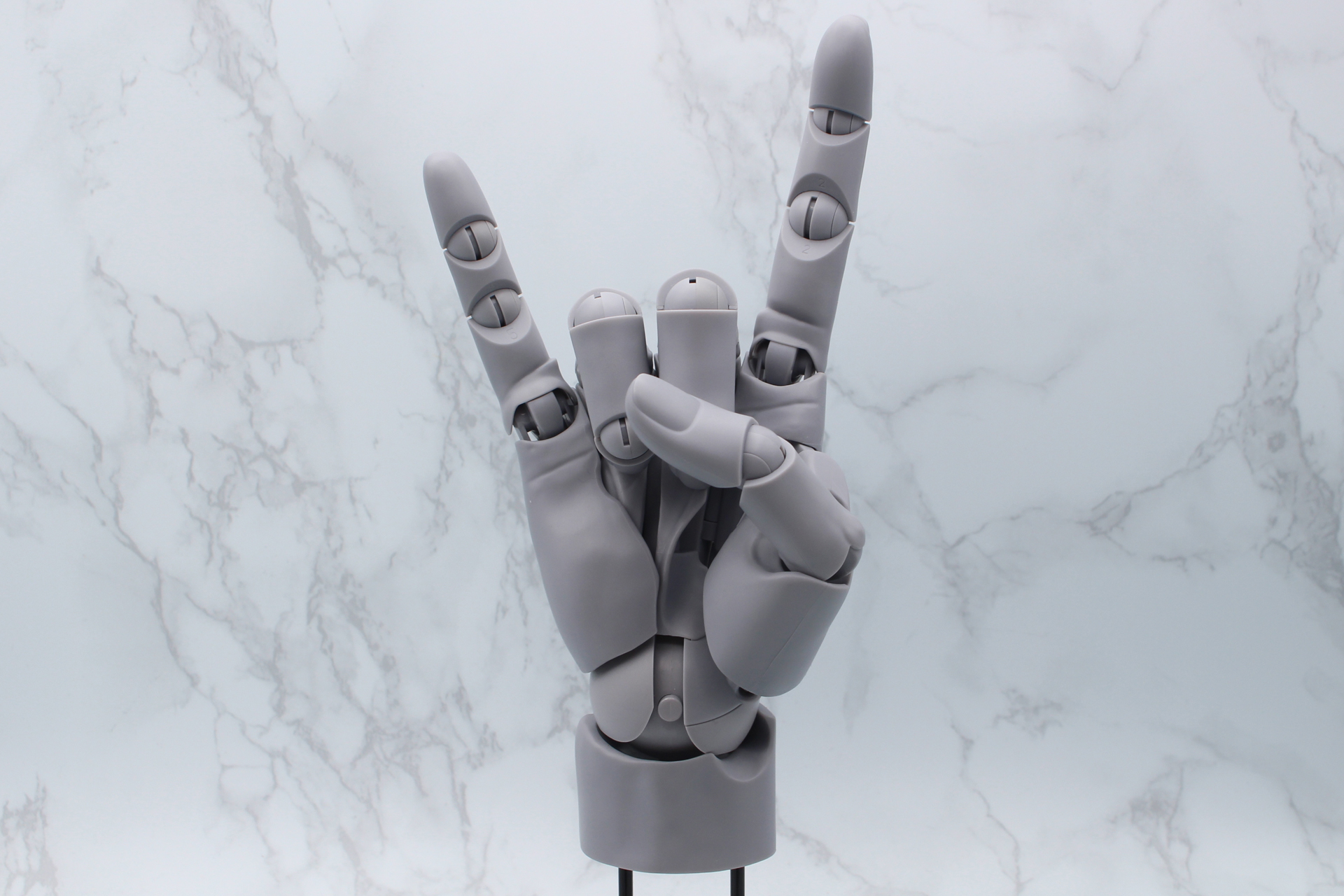 ハンドサインを模索するのも楽しい