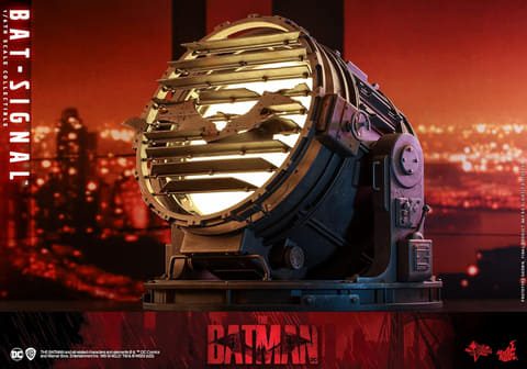 THE BATMAN-ザ・バットマン-」に登場する「バットシグナル投光器