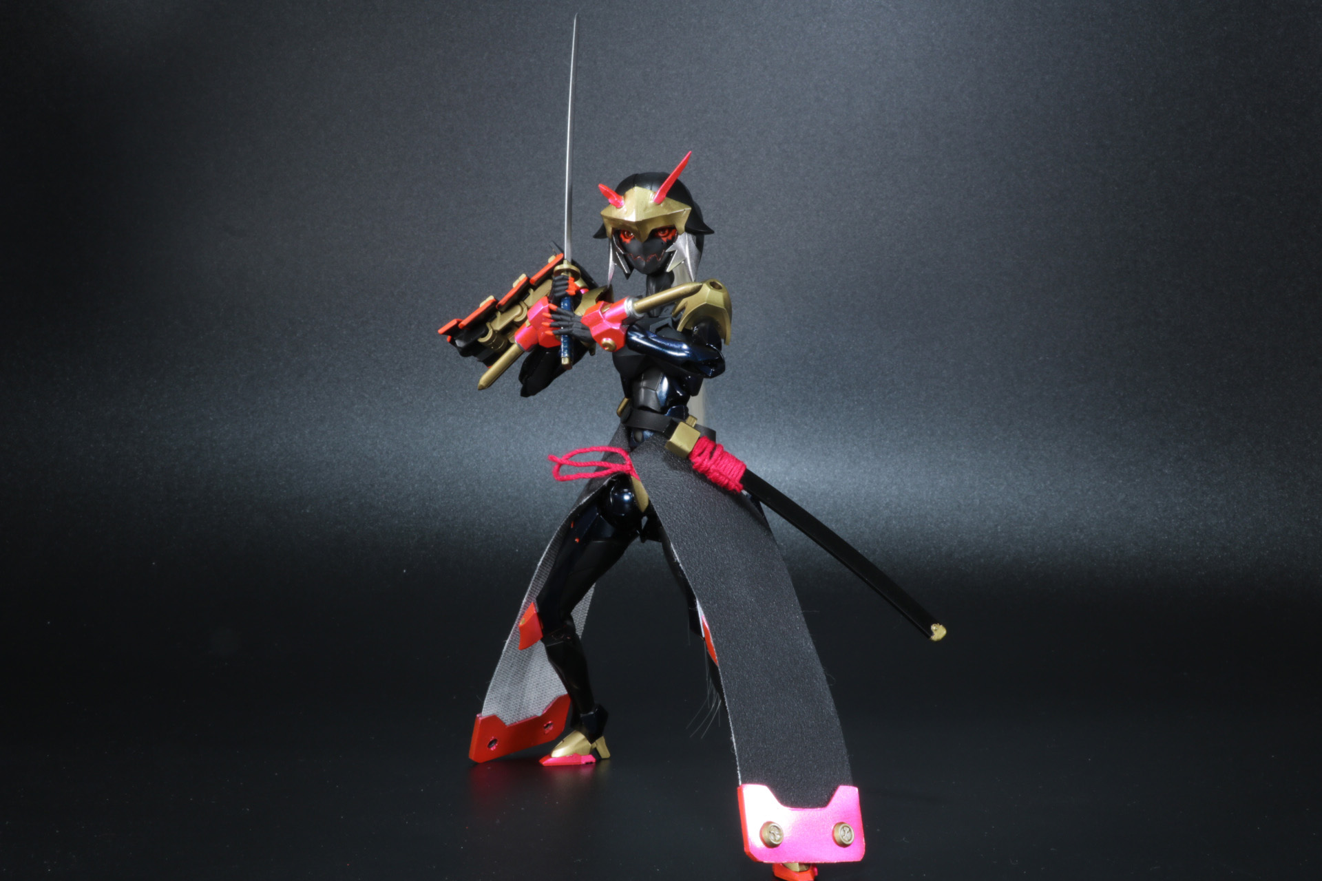 ウィッグも角度を変えれば風になびくようなディスプレイができる