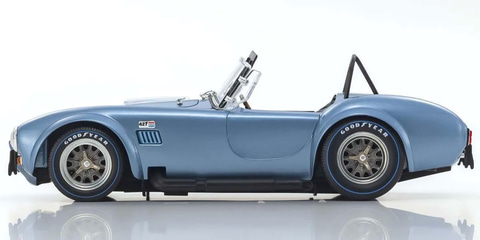 京商、1/18ミニカー「シェルビー コブラ 427 S/C（サファイアブルー