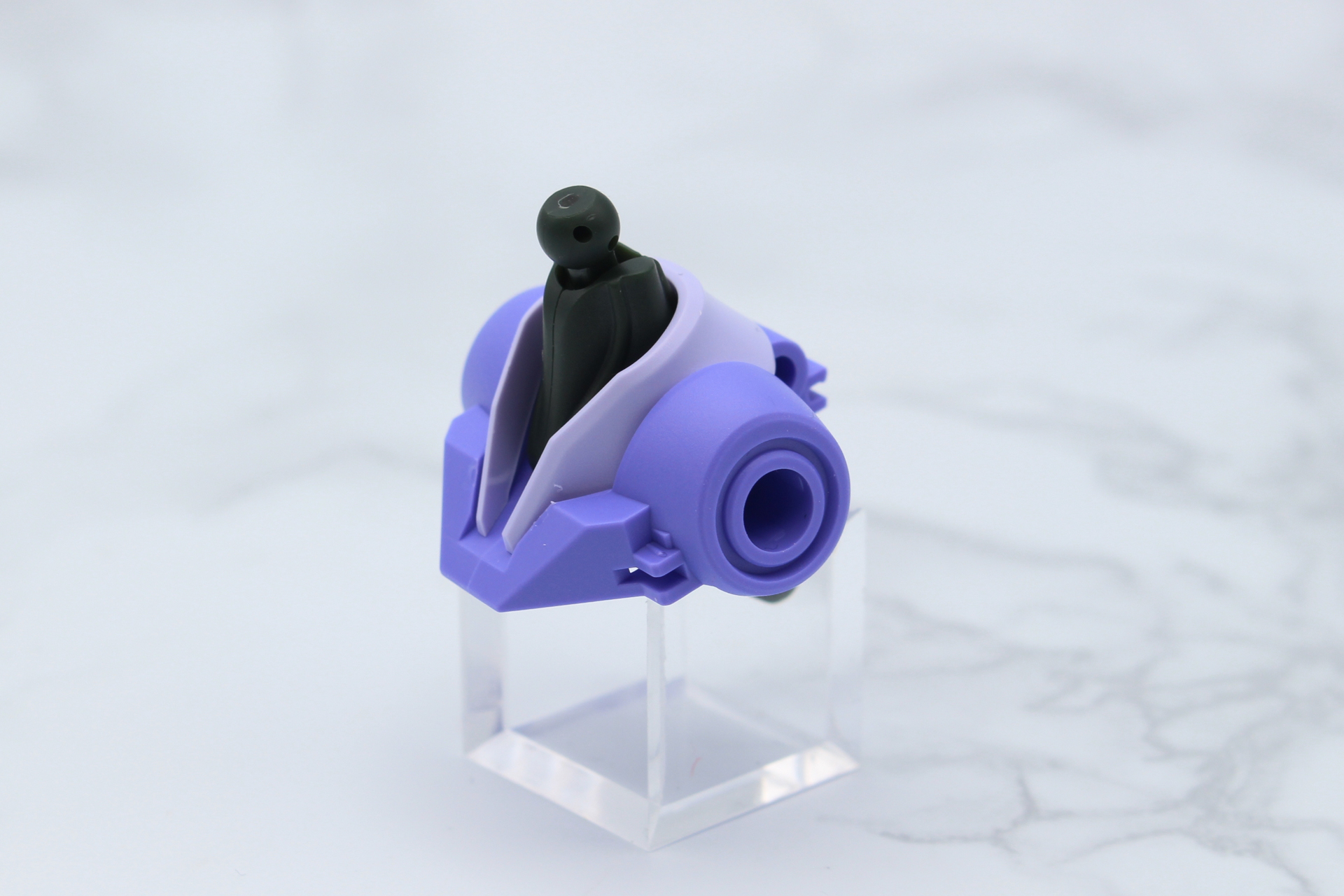 首回りと肩関節の組み立て