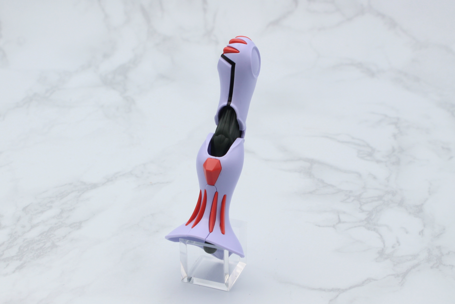 色分けされた部分にパーツを取り付ける