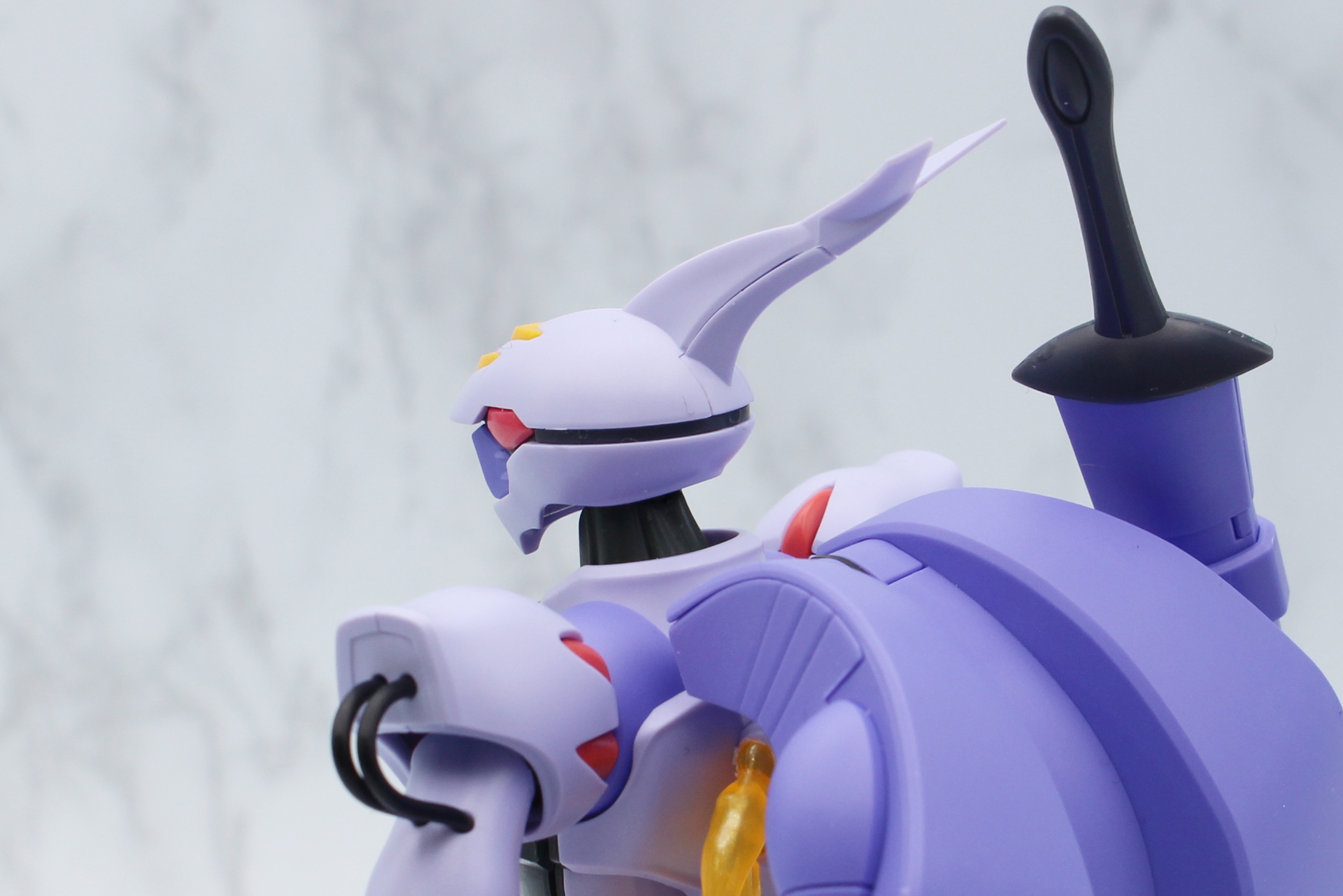 やはり気になるのは頭部。色分けはもちろん、シルエットもしっかり表現している