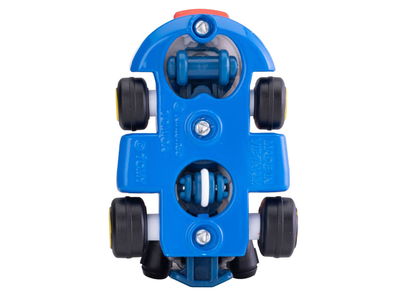 カート後部のパネルを操作し方向転換可能！