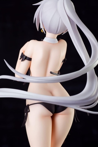 ドールズフロントライン」の戦術人形「Five-seven」を再現した