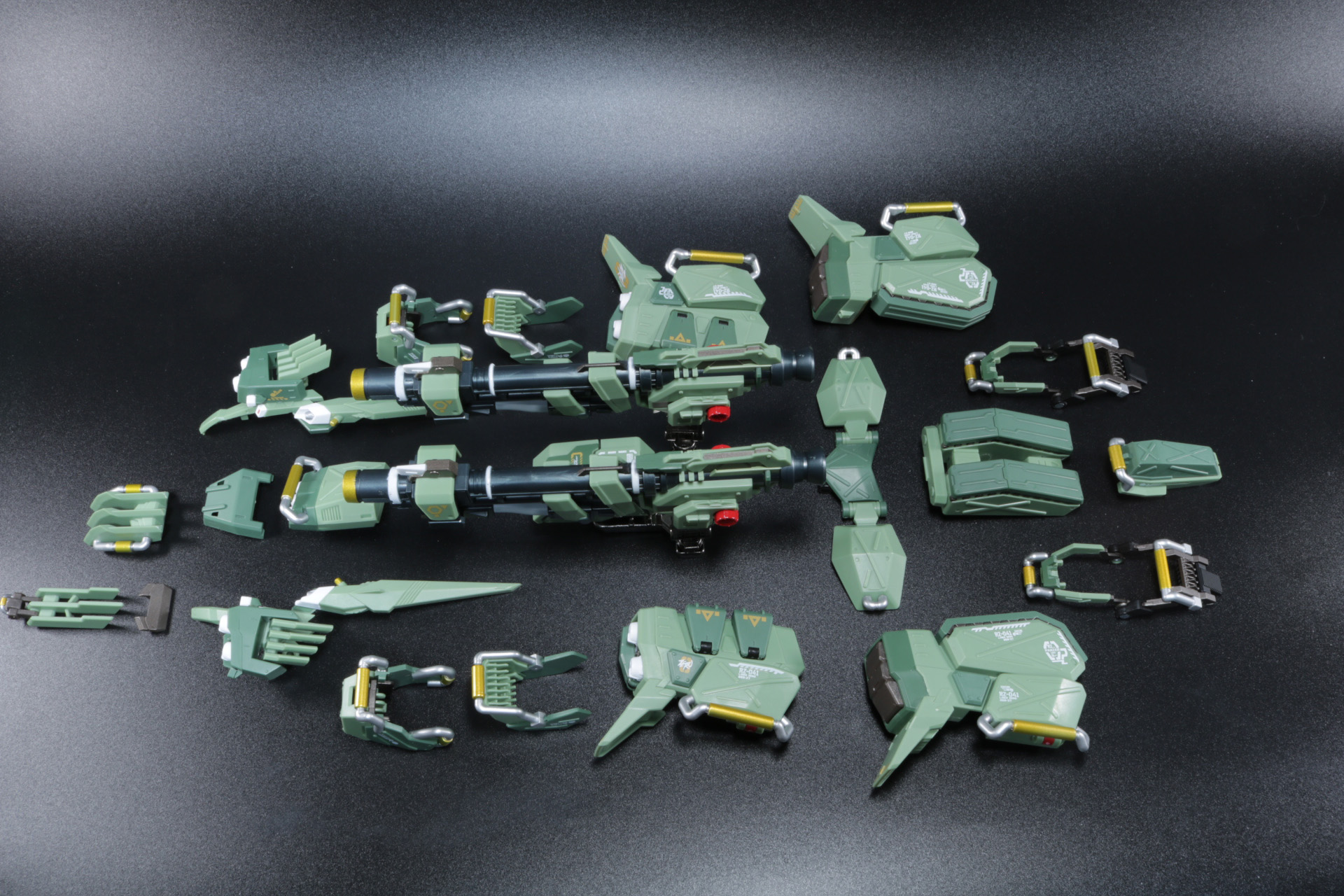 「パンツァーユニット」アーマー一式