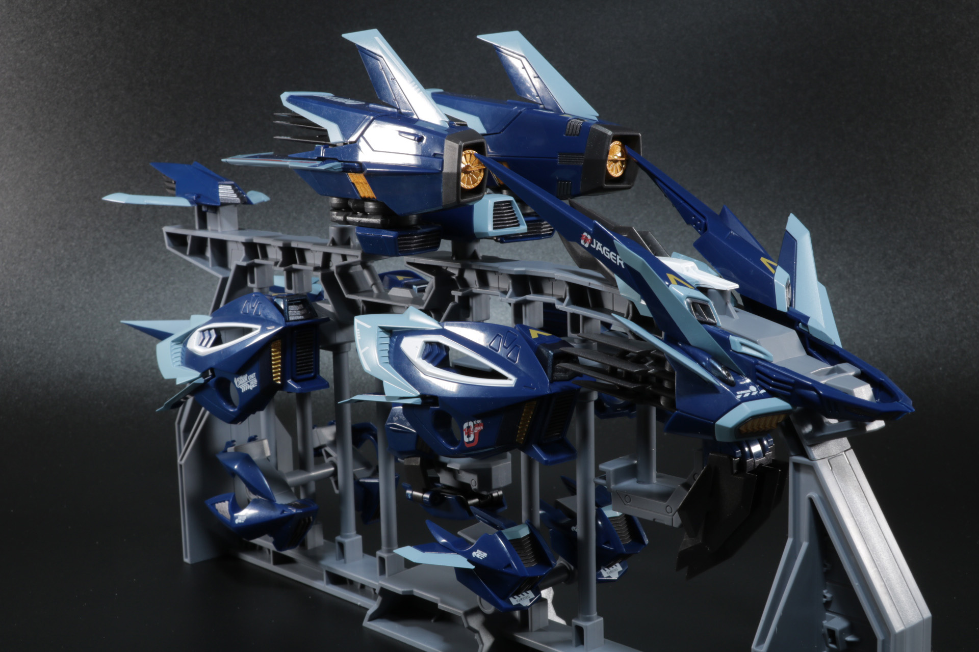 「シュナイダーユニット」ディスプレイ